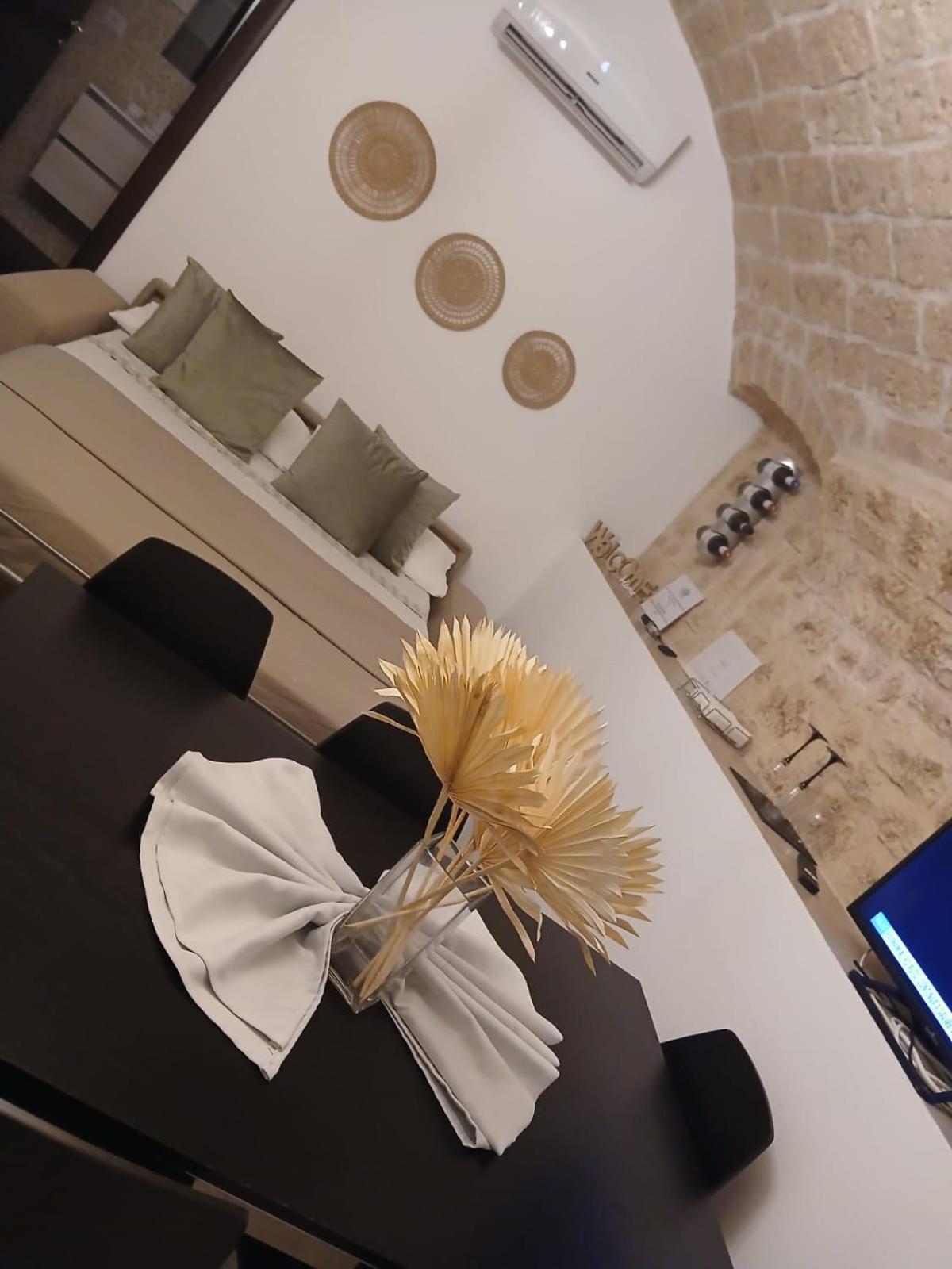 Myrrh Casa Vacanze Барі Екстер'єр фото
